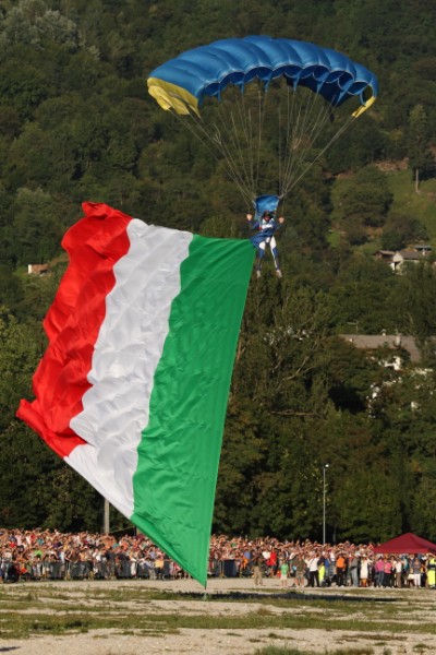 Paracadutisti ASD Belluno - Festa dell'Aria 2011 - Lago di Santa Croce